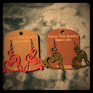 MUSIC HEART EARRINGS